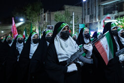 رژه جان فدایان ایران در میدان انقلاب شهر زنجان