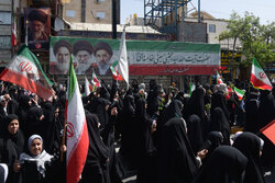 Meşhed’de “Güneşin Kızları” yürüyüşü düzenlendi