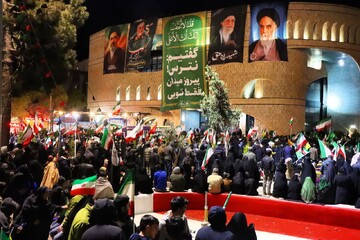 میدان‌داری مردم دیار آفتاب در پنجاهمین شب قرار عاشقی