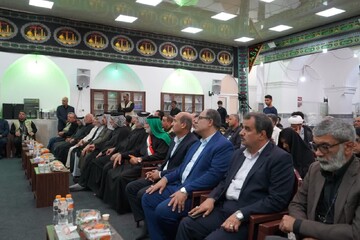 فرماندار بوشهر: خانواده‌های شهدا الگویی ماندگار برای همه نسل‌ها هستند