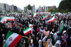 رفیعی: ایستادگی مردم قواعد نظامی و سیاسی دنیا را تغییر داد