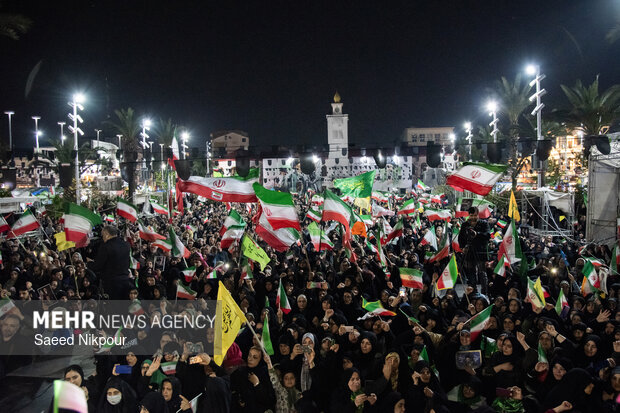 پشتیوانی خەڵکی ئێران لە شەڕڤانان