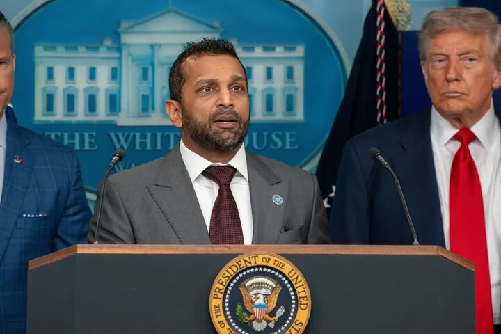 آتلانتیک فاش کرد: مدیر اف‌بی‌آی به شدت مشروبات الکلی مصرف می‌کند