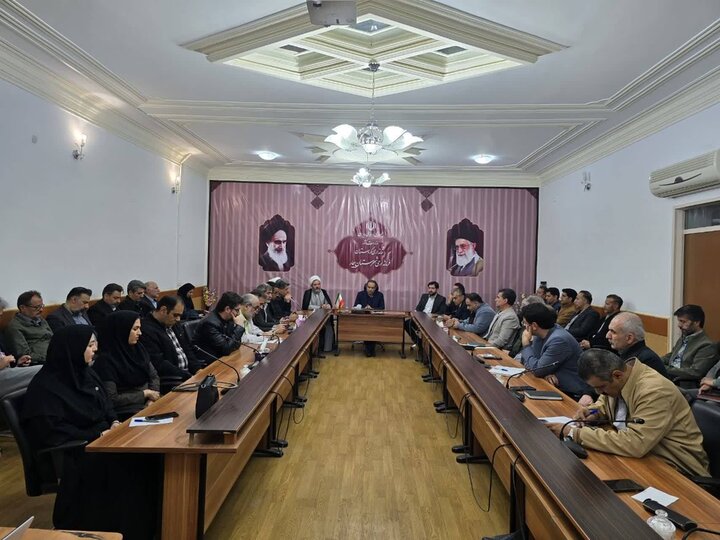 خورشیدی: حضور حماسی مردم در خیابان‌ها موجب ناکامی دشمنان شد