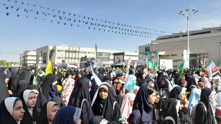 آغاز اجتماع بزرگ دختران در مشهد