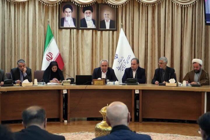 سرمست: مظلومیت شهدای دانش‌آموز به صورت حقوقی مستندسازی شود