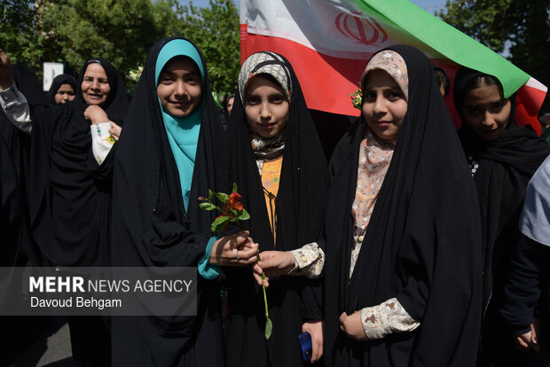 اجتماع دختران خورشید در مشهد