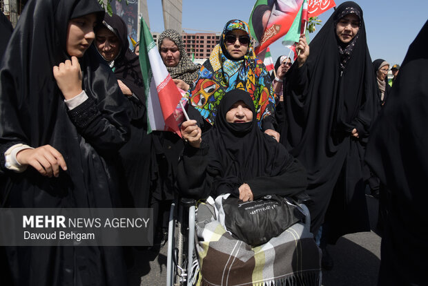 اجتماع دختران خورشید در مشهد