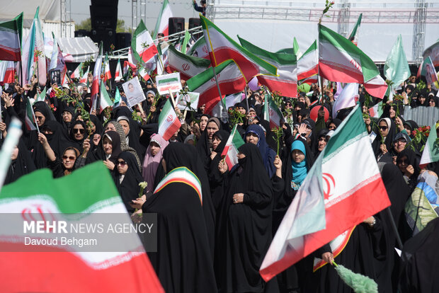 اجتماع دختران خورشید در مشهد