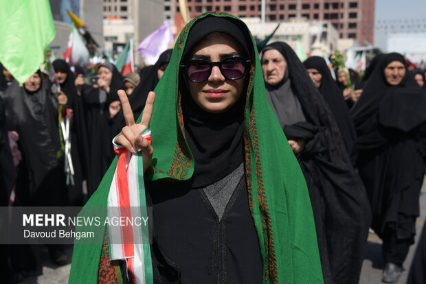 اجتماع دختران خورشید در مشهد