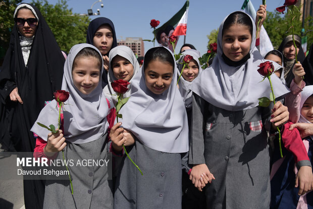 اجتماع دختران خورشید در مشهد