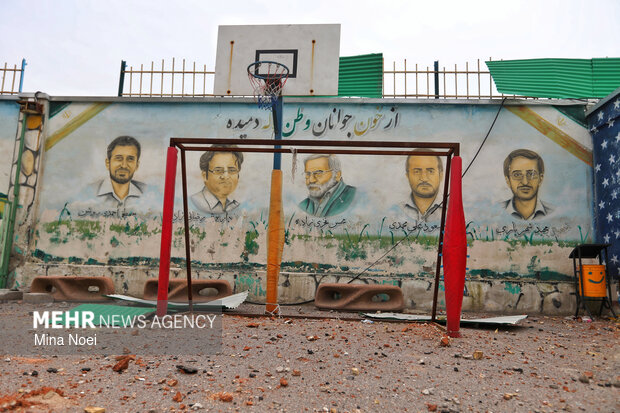 آثار تجاوزات آمریکایی - صهیونی در مدرسه مکتب الحسین میثاق تبریز