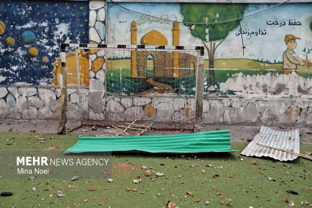 آثار تجاوزات آمریکایی - صهیونی در مدرسه مکتب الحسین میثاق تبریز