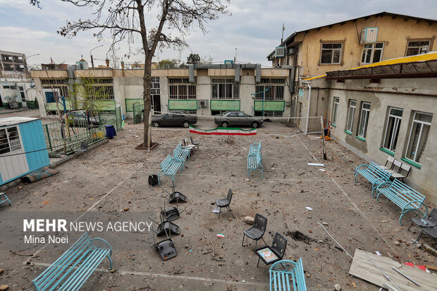 آثار تجاوزات آمریکایی - صهیونی در مدرسه مکتب الحسین میثاق تبریز