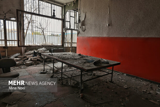 آثار تجاوزات آمریکایی - صهیونی در مدرسه مکتب الحسین میثاق تبریز