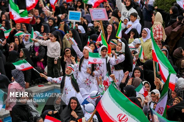 اجتماع بزرگ « ایراندخت» در اردبیل