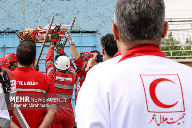 رزمایش امدادگران هلال احمر