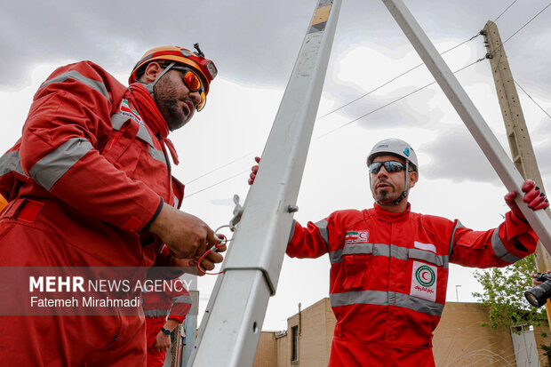 رزمایش امدادگران هلال احمر