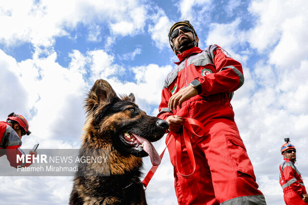 رزمایش امدادگران هلال احمر
