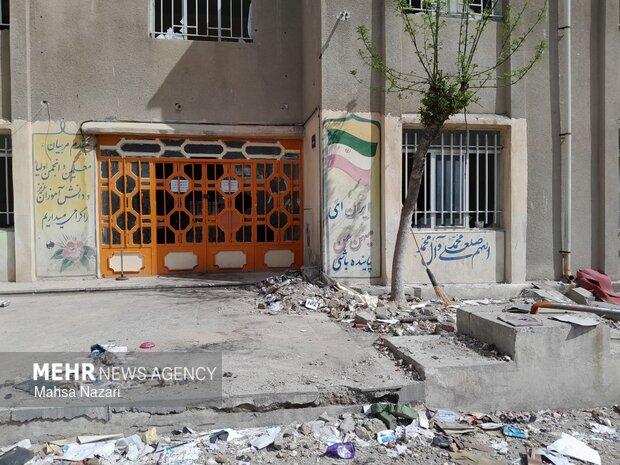 آثار تجاوزات رژیم صهیونیستی در دبستان شهید احمد رحیمی شهر ایلام
