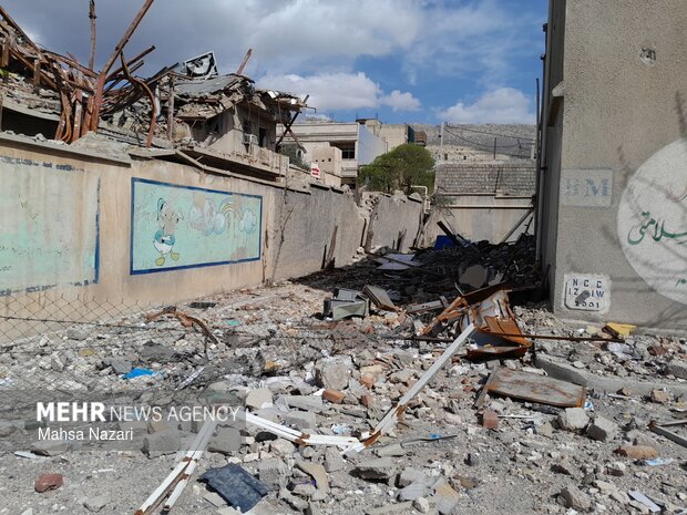 آثار تجاوزات رژیم صهیونیستی در دبستان شهید احمد رحیمی شهر ایلام