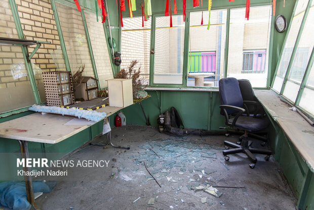آثار تجاوز آمریکایی-صهیونیستی در مدرسه بهشت آئین اصفهان