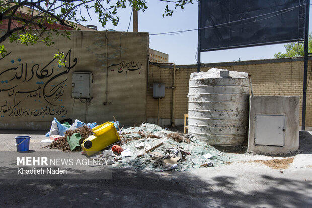 آثار تجاوز آمریکایی-صهیونیستی در مدرسه بهشت آئین اصفهان