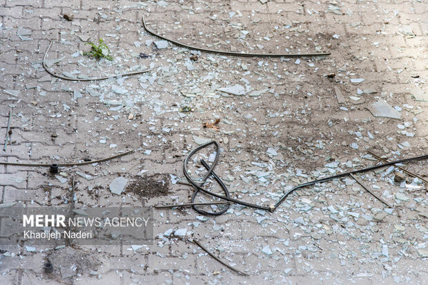 آثار تجاوز آمریکایی-صهیونیستی در مدرسه بهشت آئین اصفهان