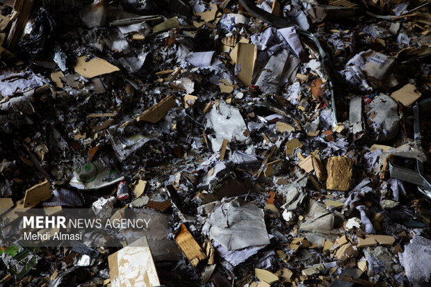 پایان یک گنجینه؛ کتابخانه سیدالشهدا در زیر آتش و آوار