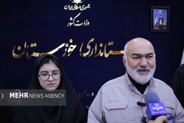 دختر خوزستانی مدالش را به ساخت مدرسه شجره طیبه میناب اهدا کرد