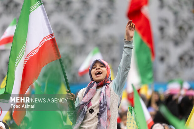 اجتماع بزرگ دختران آرمانی در تهران