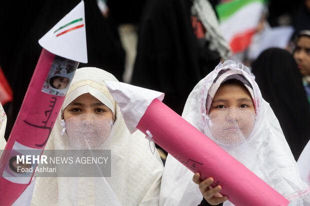 اجتماع بزرگ دختران آرمانی در تهران