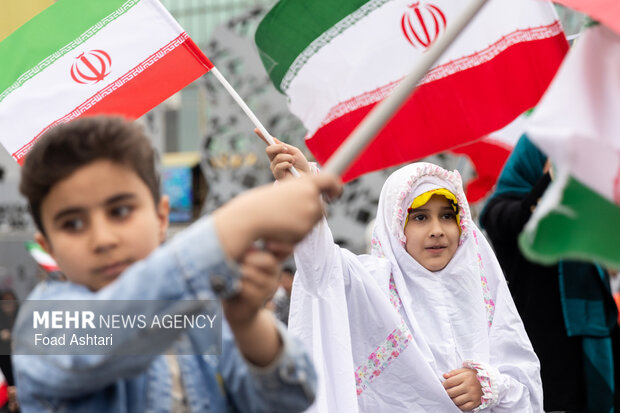 اجتماع بزرگ دختران آرمانی در تهران