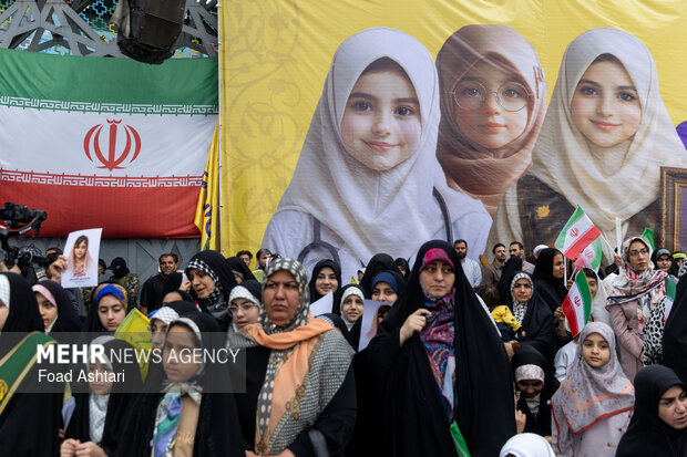 اجتماع بزرگ دختران آرمانی در تهران