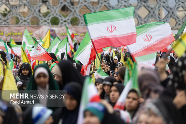 اجتماع بزرگ دختران آرمانی در تهران