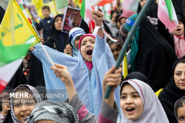 اجتماع بزرگ دختران آرمانی در تهران