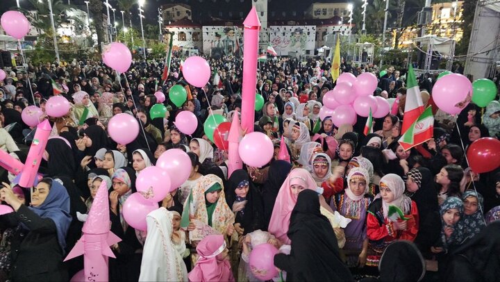 اجتماع بزرگ گیل دختران ایران در رشت