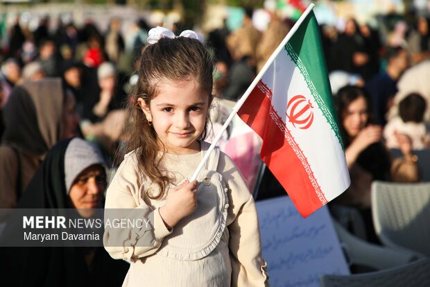 اجتماع بزرگ دختران ایران در بجنورد