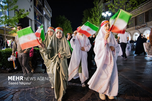 اجتماع بزرگ گیل دختران ایران