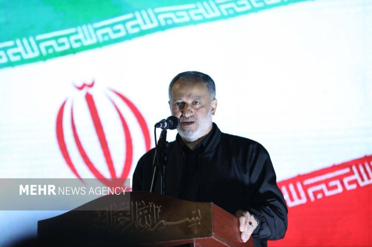 آقایی: مردم در بزنگاه های تاریخی پای انقلاب ایستادهاند آقایی: مردم در بزنگاه های تاریخی پای انقلاب ایستادهاند
