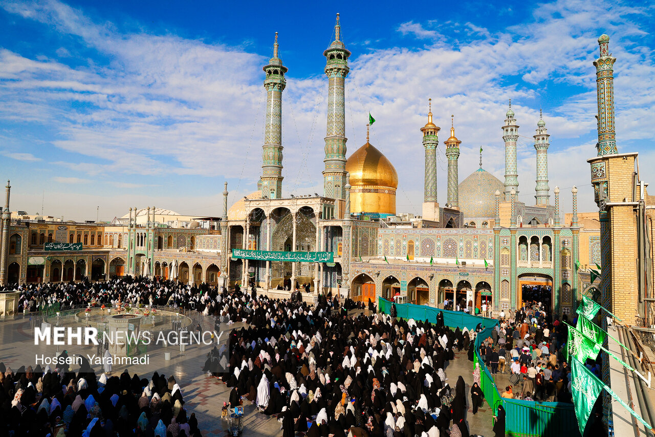 قم،مجاوران
