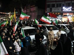 رژه دختران جان فدای ایران در فومن