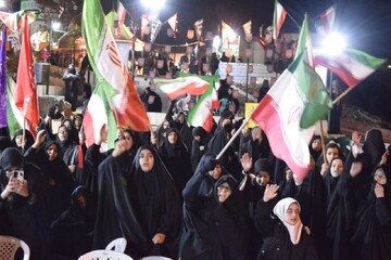 حضور پرشور مردم گرگان در تجمع شبانه