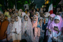 Tehran hosts a gathering of girls "Devoted to Iran"