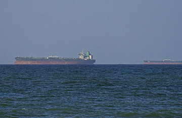 سەرەڕای گەمارۆی ئەمریکا؛ چوار ملیۆن و 600 هەزار بەرمیل نەوتی ئێران بۆ هەناردە کردن بار کرا