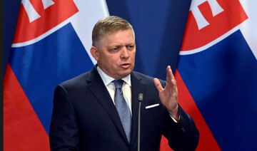 تاکید نخست‌وزیر اسلواکی بر شرکت در مراسم روز پیروزی روسیه