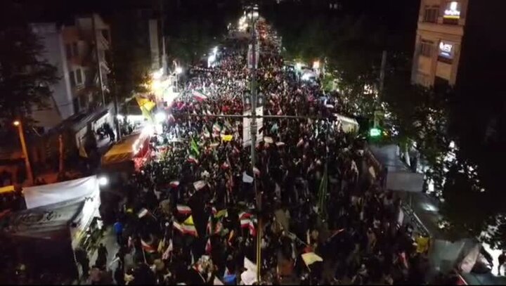 تصاویر هوایی از اجتماع پرشور مردم خرم‌آباد