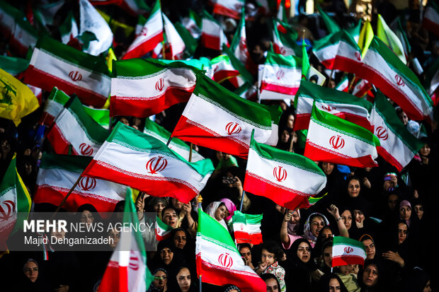 صحبت های دختران زنجانی جان فدای ایران