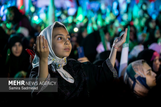 اجتماع دختران کشور دوست