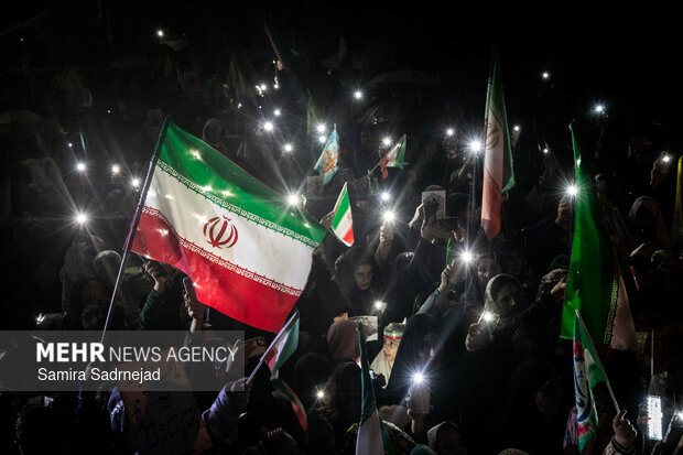 اجتماع دختران کشور دوست